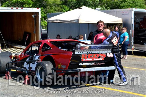 2013 — Race Day in the Pits